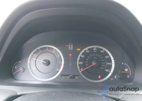 2010 Honda Accord 2.4 Ex-L from USA, damaged, VIN 1HGCP2F83AA104187